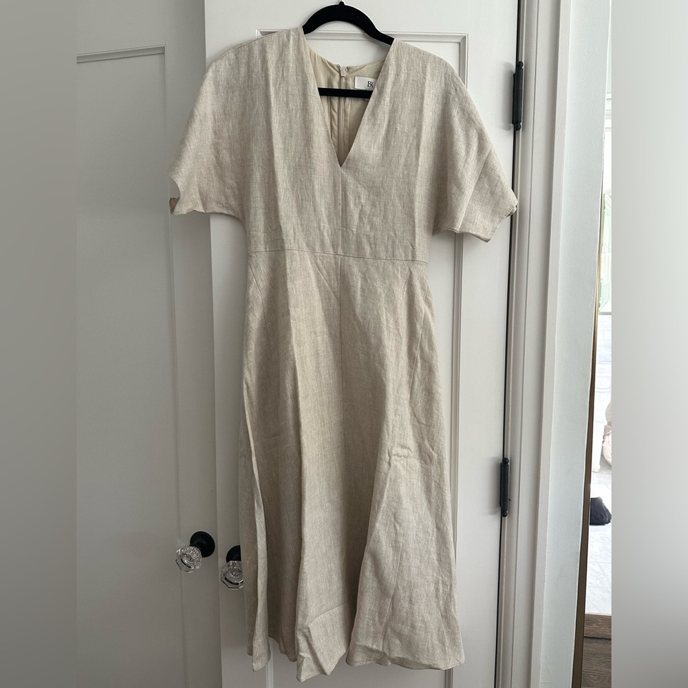 Banana Republic Linen V-Neck Midi Dress in Light Beige